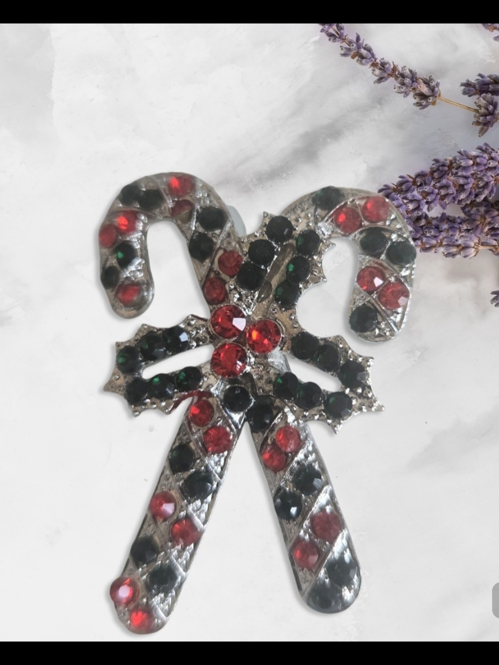 Brooch